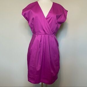 Andrew Marc New York Fuchsia V-neck Cap Sleeve Pleated Dress, size 4